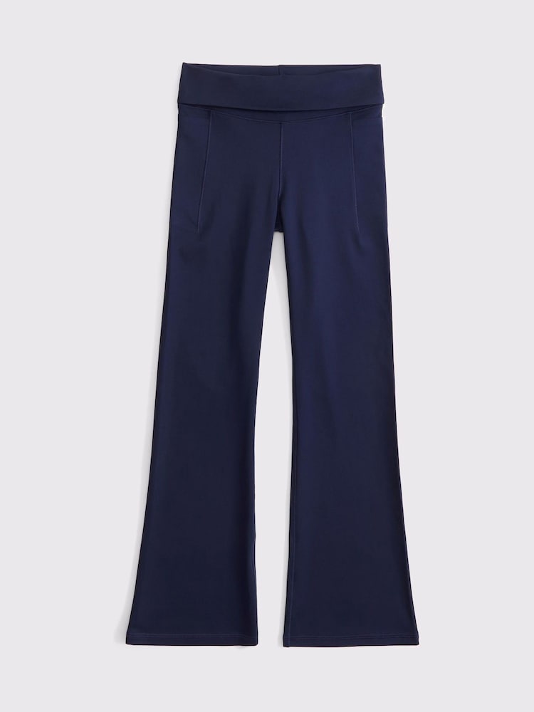 Active Athleisure Ausgestellte Leggings mit Umschlagbund - Bild 7 von 7