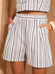 Love & Roses Longline Tailored Blend Shorts - Imagen 1 de 4