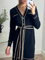 Preto - Style Cheat de malha com decote em contraste e Calla Short Dress - Imagem 4 de 4