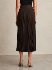 Reiss Chocolate Brown Ava Pleated Belted Midi Skirt - Image 6 of 7