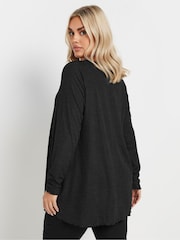 Yours Curve Black Long Sleeve Textured V-Neck Top - Image 3 of 5
