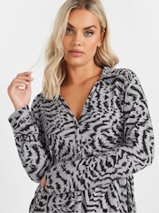 Yours Curve Grey Blurred Animal Print Jersey Shirt - Image 4 of 5