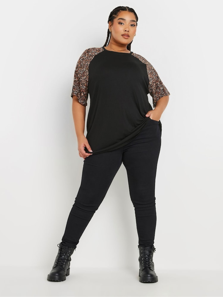 Yours Curve Contrast Leopard Print Sleeve T-Shirt - Bild 2 von 5