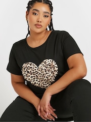 Yours Curve Leopard Heart Print T-Shirt - Bild 4 von 5