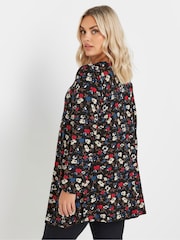 Yours Curve Black Floral Print Pleat Front Top - Image 3 of 5