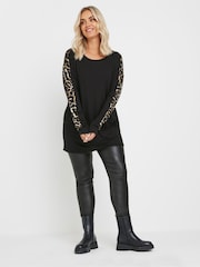 Yours Curve Black Leopard Print Sleeve Detail Top - Image 2 of 5