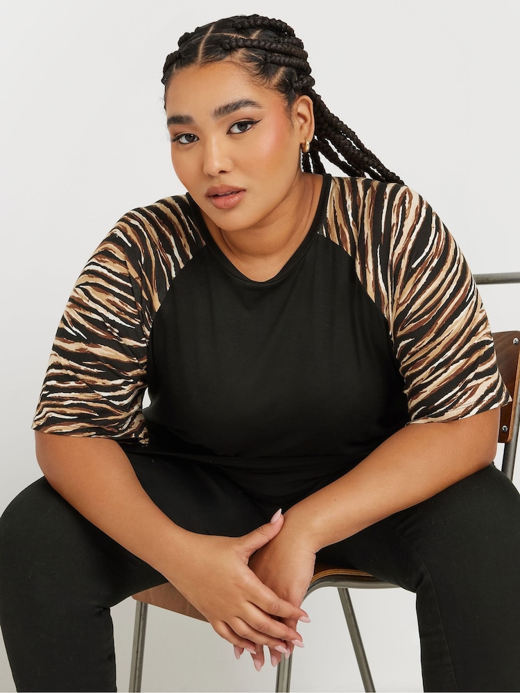 Yours Curve Black Zebra Print Raglan Detail Top - Image 1 of 5