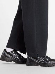 New Balance Black Womens Linear Heritage Fleece Barrel Leg Joggers - Image 4 of 6