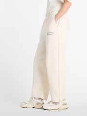 New Balance Cream Womens Linear Heritage Fleece Barrel Leg Joggers - Image 3 of 6