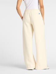 New Balance Cream Womens Reimagined Fleece Barrel Leg Joggers - Image 2 of 7