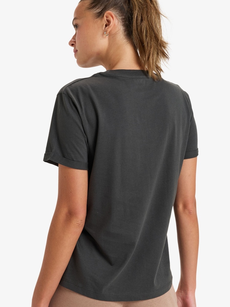 Roxy Grey Ocean Regular Poster Graphic Print Short Sleeve T-Shirt - Image 2 of 6 Roxy Grey Ocean Regular Poster Graphic Print Short Sleeve T-Shirt - Image 2 of 6