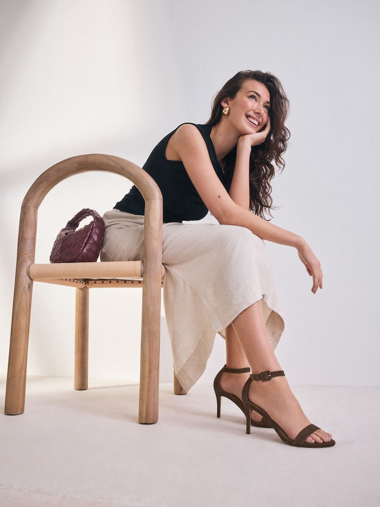 Chocolate Brown Signature Premium Leather Round Toe Buckle Detail Mid Simple Sandals - Image 3 of 11