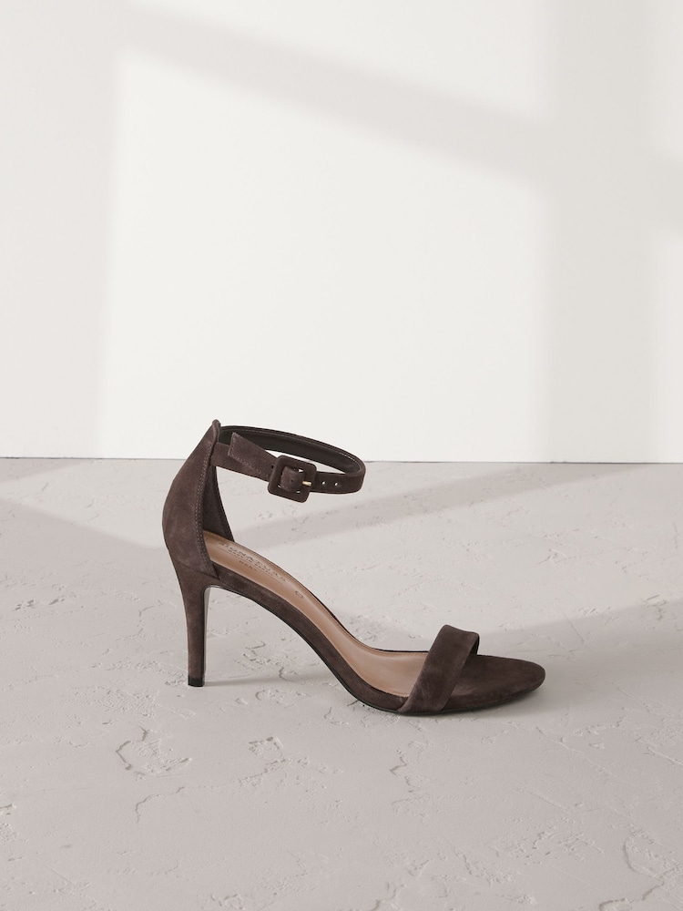Chocolate Brown Signature Premium Leather Round Toe Buckle Detail Mid Simple Sandals - Image 6 of 11