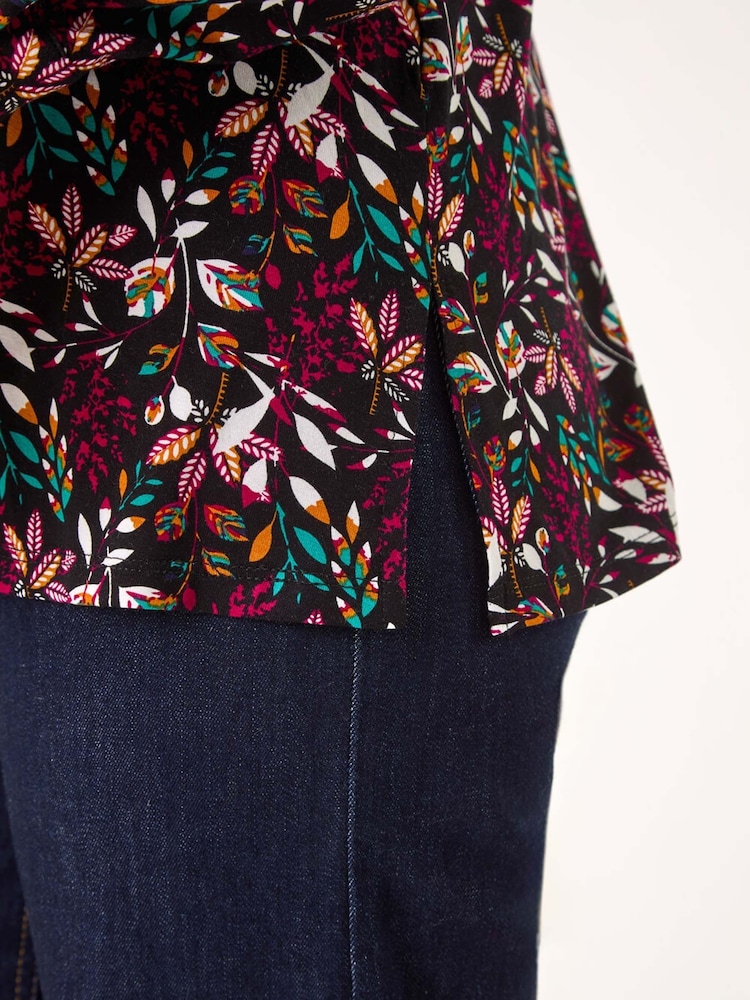 Roman Red Leaf Print Collared Stretch Top - Image 5 of 5