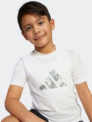 adidas White Off Train Essentials Camo Logo Infant Kids T-Shirt and Shorts Set - Image 4 of 5