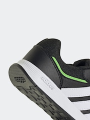 أسود - حذاء رياضي للأطفال بإغلاق بشريط لاصق Tensaur Switch من adidas - صورة 9 من 10