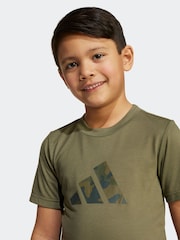 adidas Green Light Train Essentials Camo Logo Infant Kids T-Shirt and Shorts Set - Image 5 of 8
