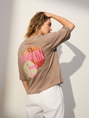 Toupeira - Camiseta com estampa gráfica e gola redonda, estilo fazenda de abóboras outonais, manga curta e cotovelo - Imagem 3 de 8