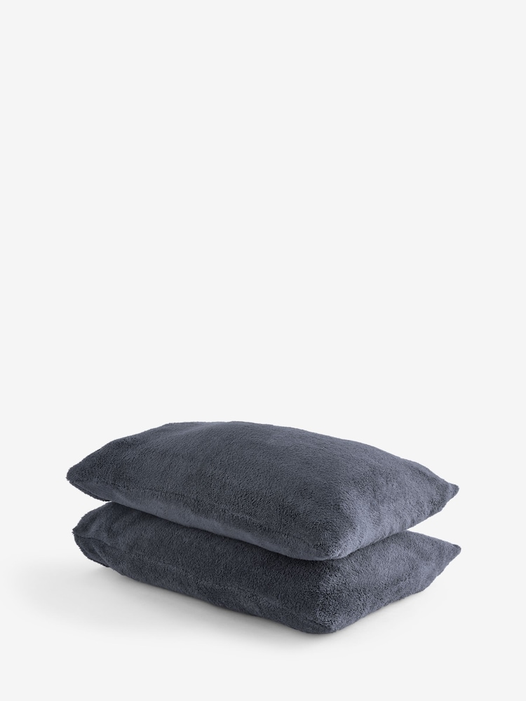 Lot de 2 taies d'oreiller en polaire Teddy - Image 4 de 4 Lot de 2 taies d'oreiller en polaire Teddy - Image 4 de 4