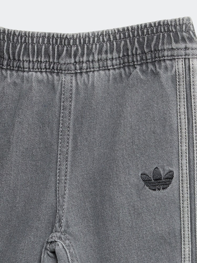 adidas Originals Black Infant Kids Sweatshirt and Denim Leggings Set - Image 7 of 7