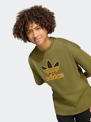 adidas Originals Green Oversize Trefoil T-Shirt - Image 4 of 6