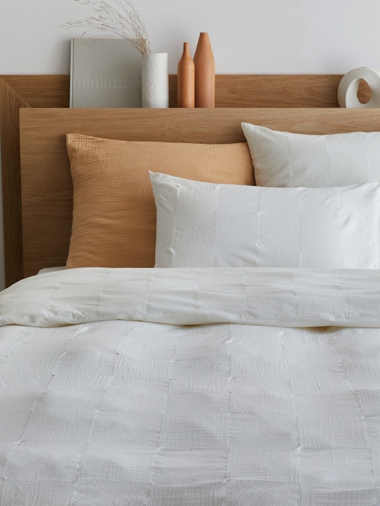 La Redoute Intérieurs Light Wood Essena Oak Veneer Storage Super King Headboard - Image 1 of 5