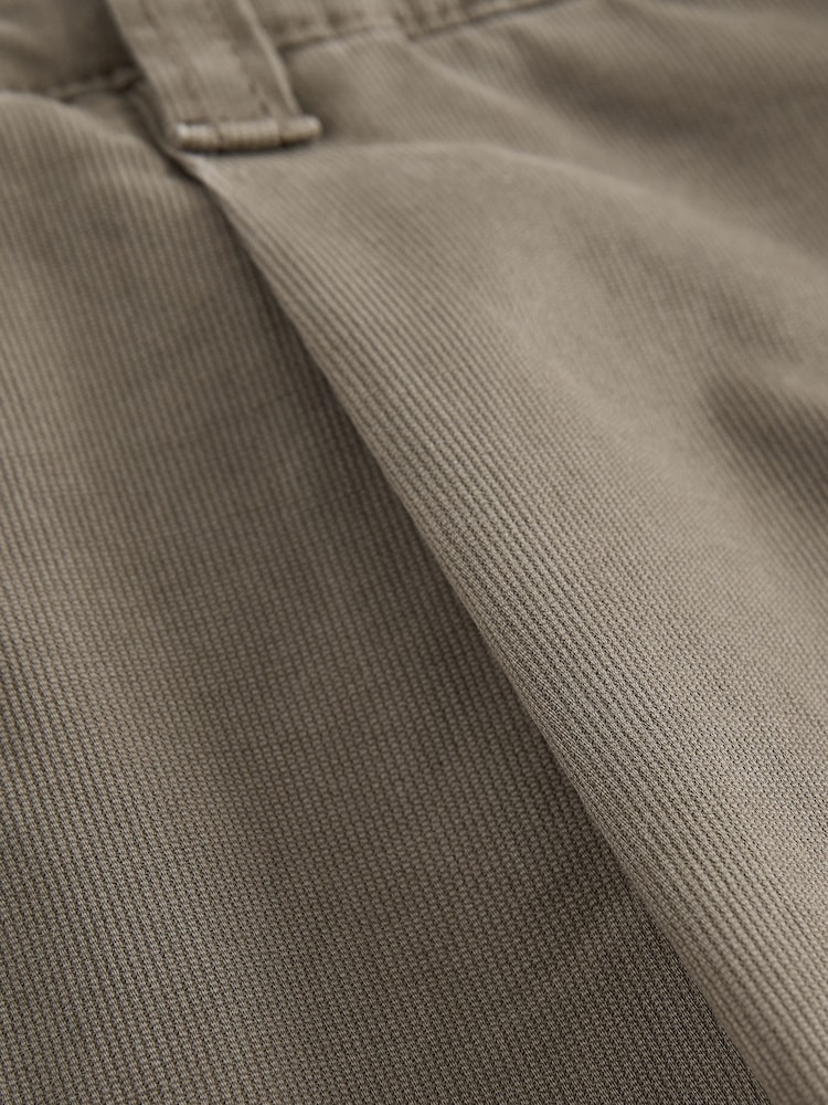 Marron champignon - Pantalon chino texturé plissé - Image 8 of 10