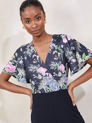 Lipsy Short Sleeve 2-in-1 V-Neck Jumpsuit - Imagen 3 de 4