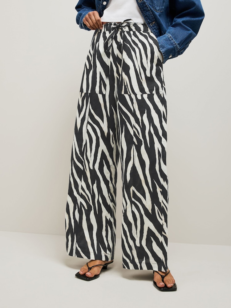 Zebra Wide Leg Pull-On Linen Blend Trousers - Image 1 of 7 Zebra Wide Leg Pull-On Linen Blend Trousers - Image 1 of 7