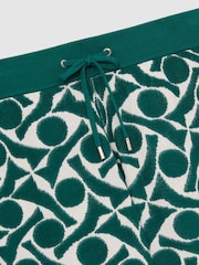 Grün/Weiß - Reiss Vounder Abstract-Pattern Towelling Shorts - Bild 6 von 6