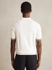 Weiß/Camel - Reiss Portman Strick-Poloshirt mit Zierstreifen - Bild 5 von 6