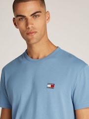 Tommy Jeans Blue Badge 100% Cotton T-Shirt - Image 4 of 7