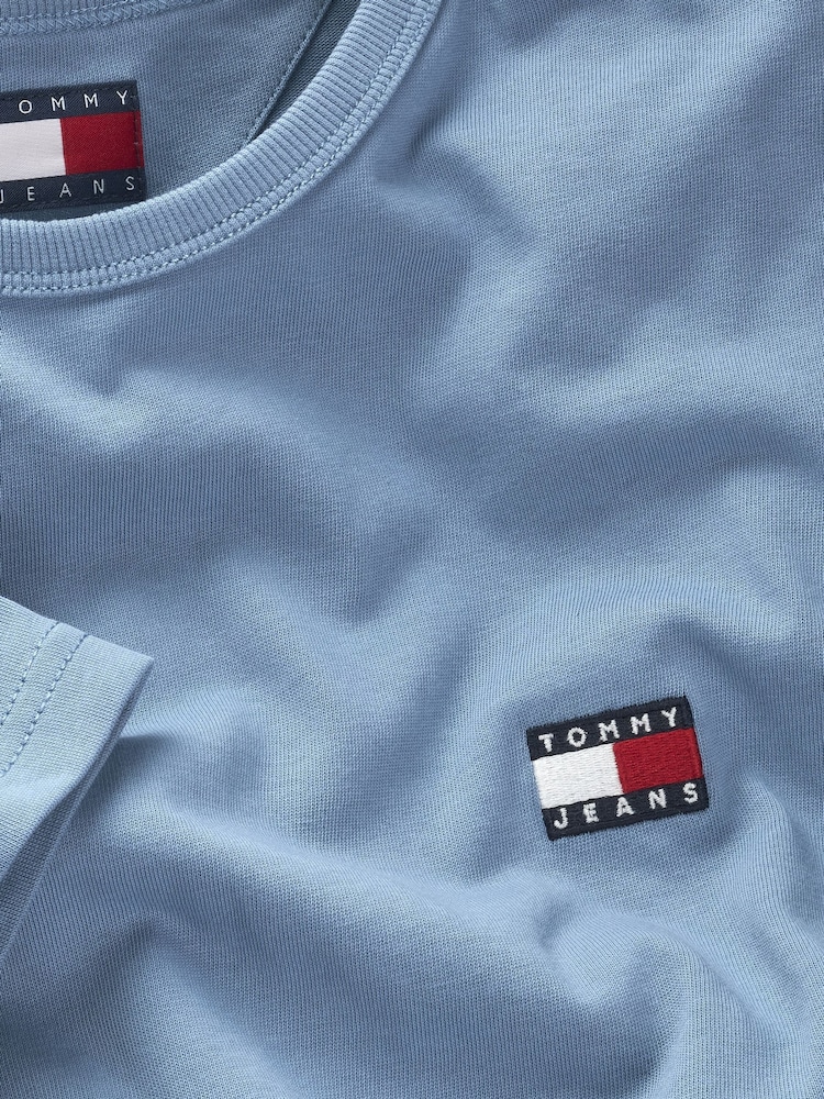 Tommy Jeans Blue Badge 100% Cotton T-Shirt - Image 7 of 7