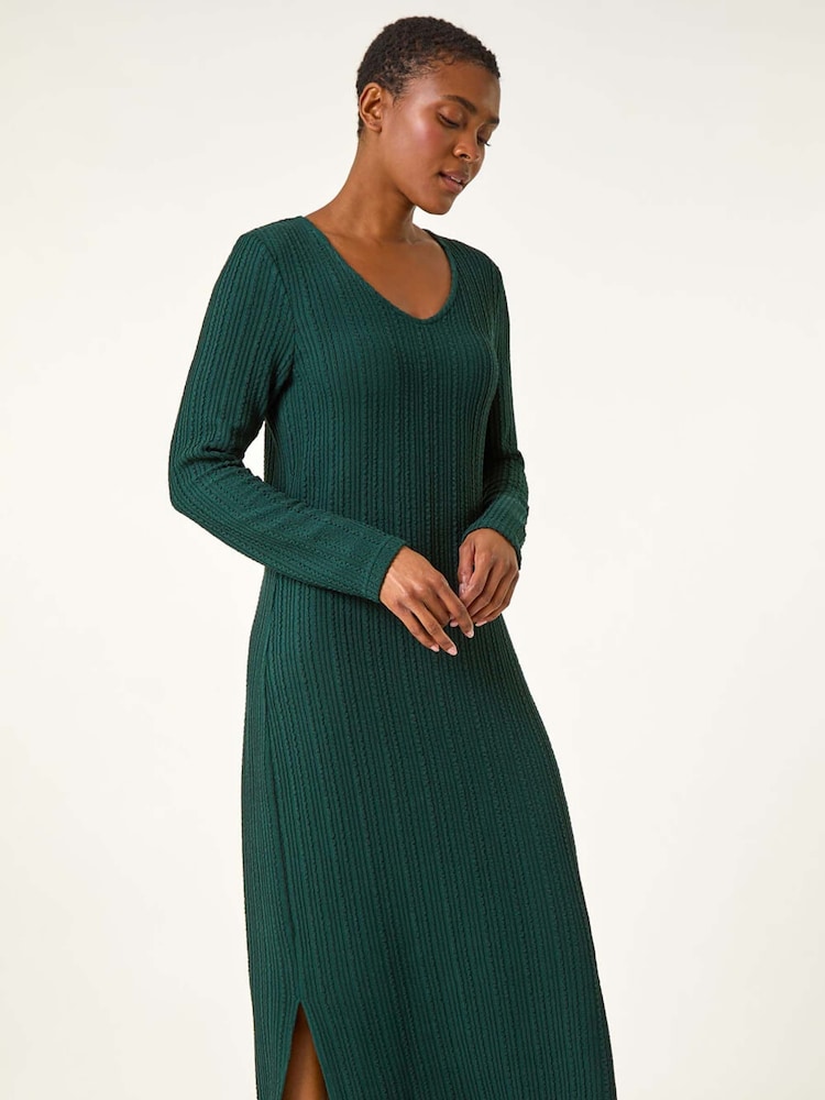 Grün - Roman – texturiertes Stretch-Midikleid mit V-Ausschnitt und Wellendesign - Bild 2 von 5
