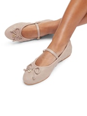 Vaalea beige - Carvela Diamond Quilt Ballerina Kengät - Kuva 1 / 5