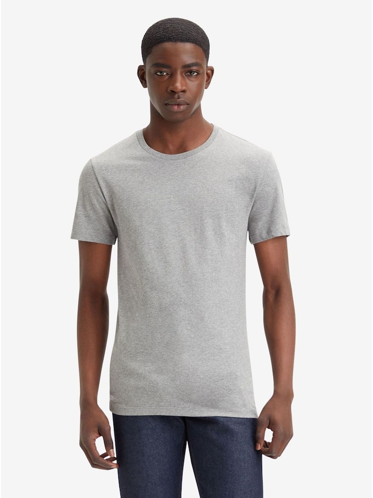 Levi's® White Slim Crewneck 100% Cotton T-Shirts 3 Pack - Image 2 of 4