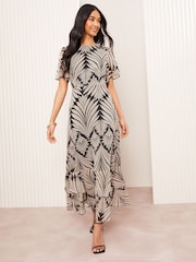 Schwarz - Friends Like These Short Sleeve Chiffon Tiered Maxi Dress - Bild 5 von 5