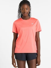 Roșu - Tricou New Balance Essentials pentru femei - Imaginea 1 din 6