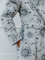 Chelsea Peers Blue Fleece Burnout Celestial Sky Dressing Gown - Image 4 of 5
