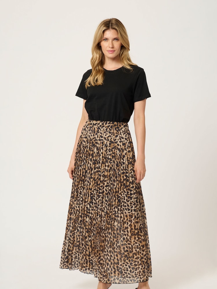 Kaffe KAlilje Leopard Print Pleated Elastic Waist Maxi Black Skirt - Image 2 of 5