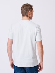 Blau - Aubin Hampton T-Shirt aus Baumwollleinen - Bild 2 von 5
