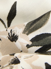 Black/White Linen Blend Slip - Image 8 of 9