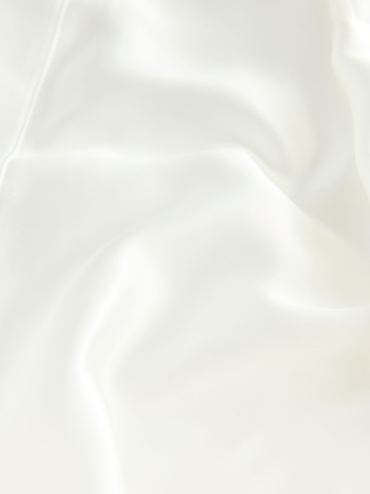 ivoire - Robe Satin de mariée - Image 8 of 9