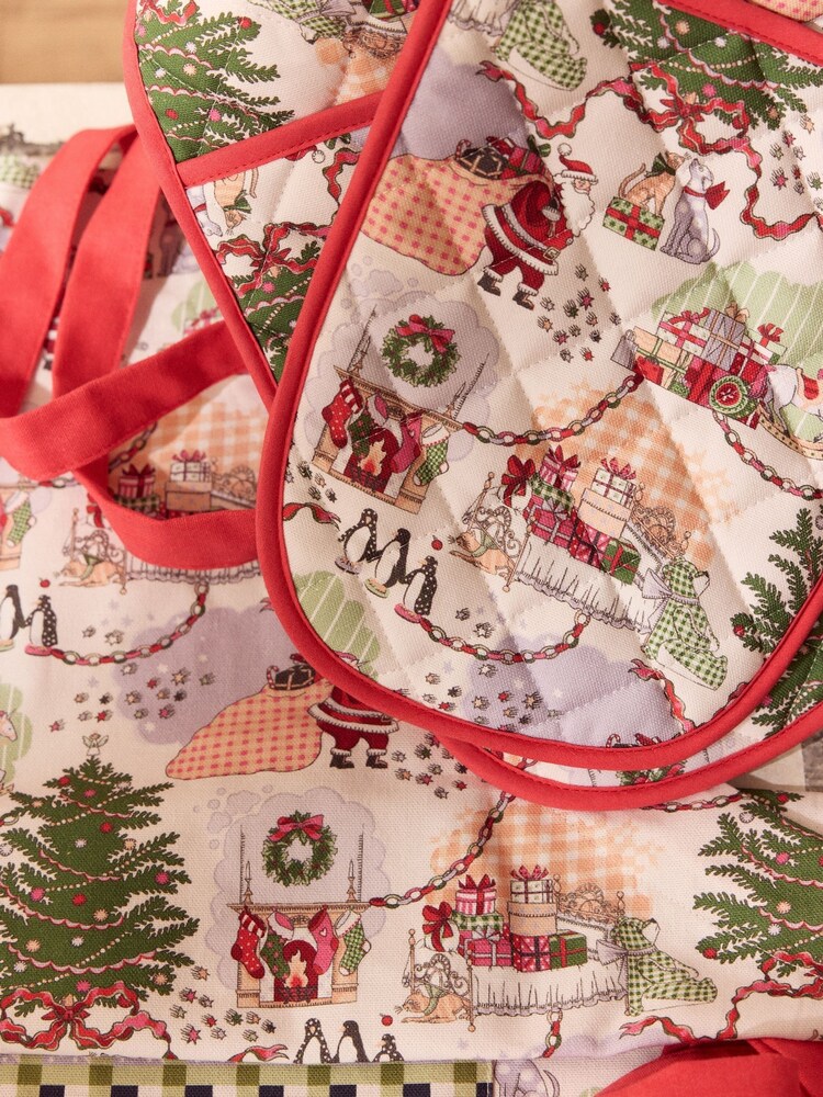 Cath Kidston Green Christmas Kitchen Textiles Set - Image 5 of 5