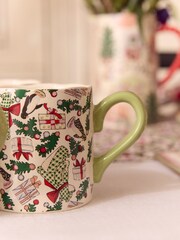 Cath Kidston Set of 4 Green Christmas Ditsy Shorties Mugs - Image 3 of 5