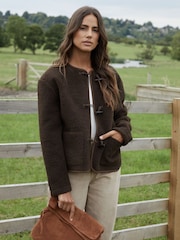 Marrón - Chaqueta de borreguito con cierre de trenca de Threadbare - Imagen 1 de 4