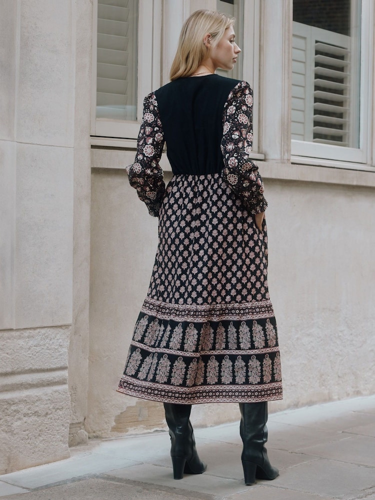 Albaray Black 100% Cotton Woodblock Midi Dress - Image 2 of 5 Albaray Black 100% Cotton Woodblock Midi Dress - Image 2 of 5