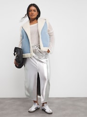 Simply Be Blue Light Wash Borg Lined Denim Gilet - Image 3 of 4