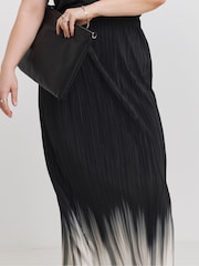 Simply Be Black Ombre Plisse Maxi Skirt - Image 3 of 4