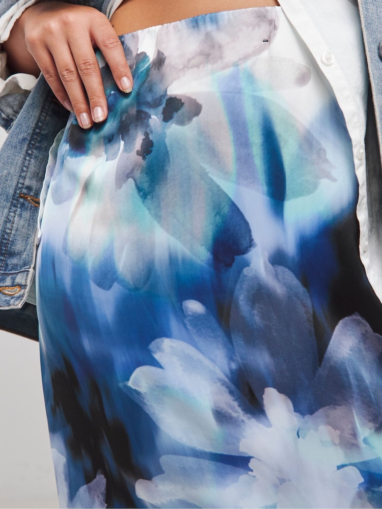 Simply Be Blue Satin Maxi Skirt - Image 4 of 4